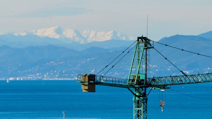 Allerta 1 per neve nell'entroterra di Genova e Savona