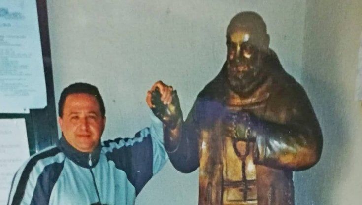 Resterà un mistero 'il sanguinamento' della statua di Padre Pio: la morte di Mario De Benedittis chiude per sempre il caso che divise l'Italia