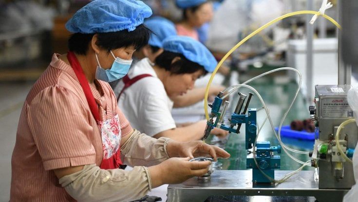 Le Borse di oggi, 31 maggio. Frena la Cina, manifattura ai minimi da cinque mesi. La Ue chiude in netto ribasso, Milano maglia nera