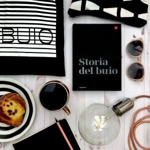 #bookbreakfast. Il libro della settimana è "Storia del buio"