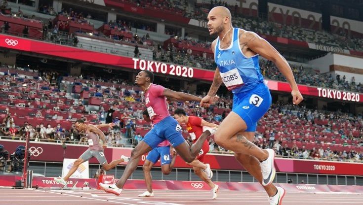 Jacobs portabandiera alla cerimonia di chiusura. "I sospetti doping? Quello che è successo è frutto del lavoro"