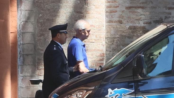 Giampiero Gualandi lascia i domiciliari e torna in carcere. Lo ha deciso la Cassazione