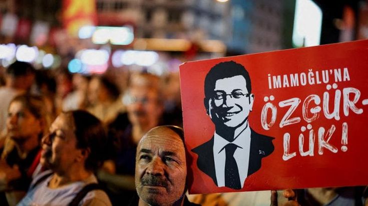 Turchia, verso la condanna esemplare all’oppositore Imamoglu: chiesti 2mila anni di carcere