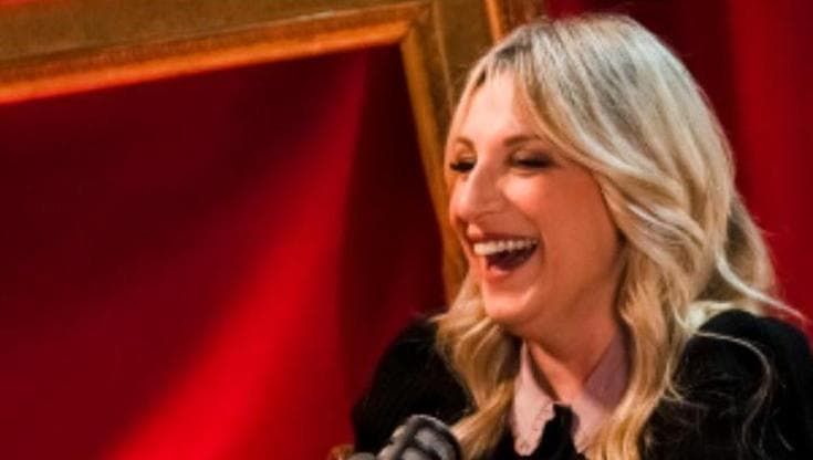 Prati incontra Follesa: "Dovevo essere amata, per questo ho scelto di far ridere"