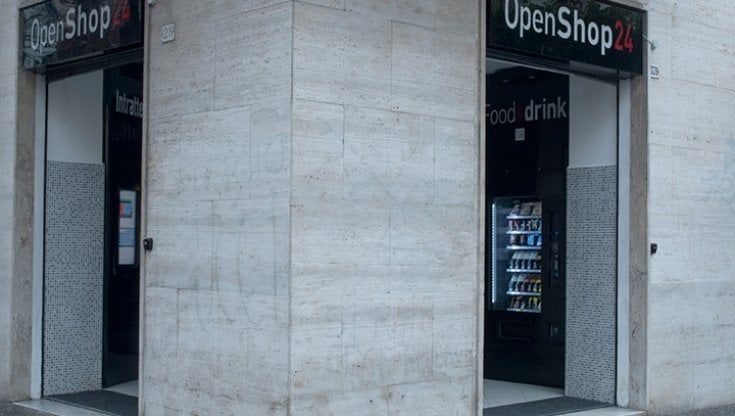 Stretta su minimarket e open shop: sì del Consiglio comunale al nuovo regolamento sul commercio 