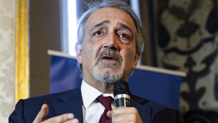 Commissario Rocca, il "nero" di Ostia dalla galera al palazzo 