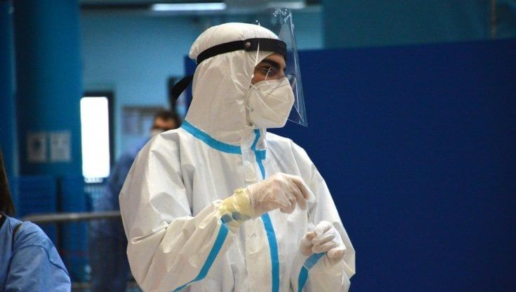 Covid: 2 decessi e 246 positivi Piemonte, stabili i ricoveri