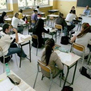 Buona scuola, in cattedra prof più giovani con le nuove regole per medie e superiori