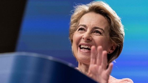 Ue, Von der Leyen: "Commissione forte e diversa come l'Europa".  Gentiloni agli Affari Economici