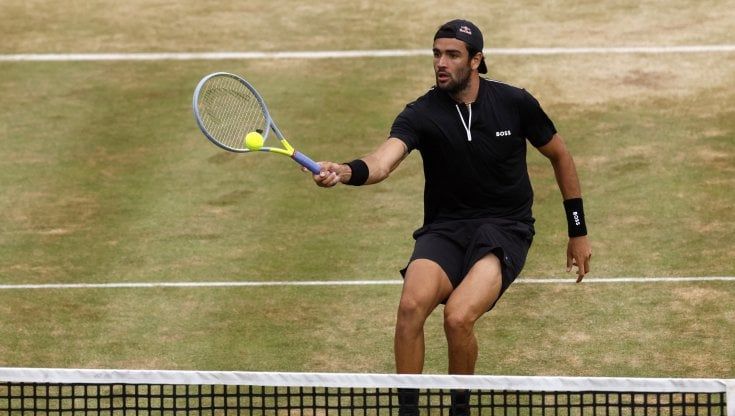Berrettini vince il Queen's: Krajinovic si arrende in finale. "Mi viene da piangere, ho sofferto molto"