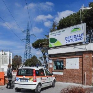 Coronavirus, due pazienti deceduti ieri a Napoli