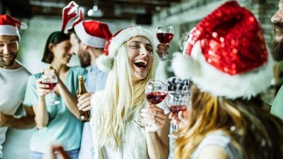 Vino, Coldiretti: a rischio 1,2 mld senza brindisi a Natale e Capodanno
