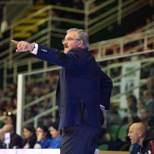 Basket, Sassari-Roma il clou. Siena rischia a Caserta