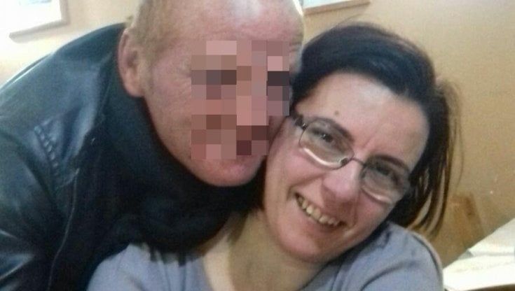 Donna uccisa a coltellate a Orta Nova, fermato 46enne: è un amico di famiglia. Contro di lui "elementi molto gravi"