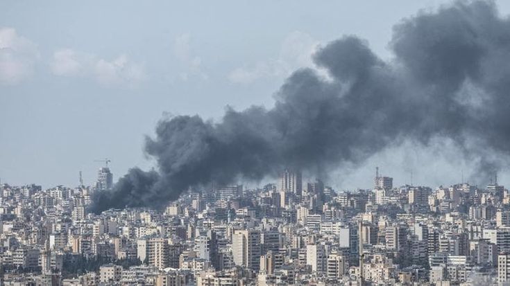 Guerra in Iran, news. La Casa Bianca: “Sabato negoziati a Islamabad. Hormuz venga subito riaperto”