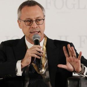 Bonomi, messaggio al governo: "Il 4 maggio è vicino, non c'è ancora un metodo per la riapertura"