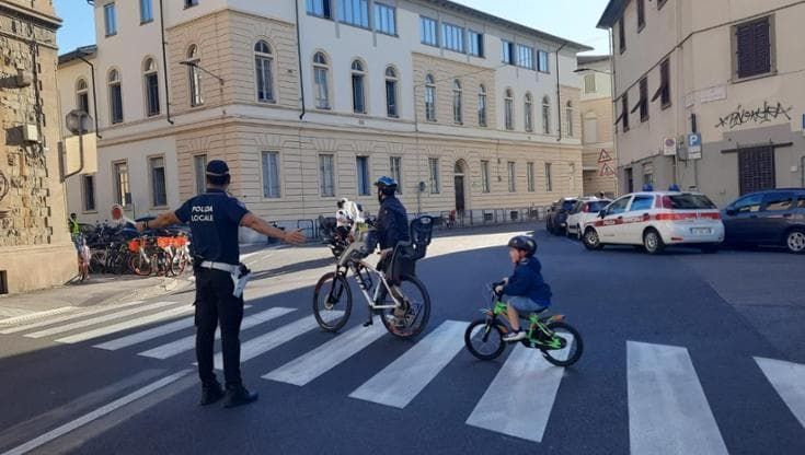Rientro a scuola, il traffico supera la prima prova
