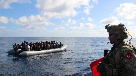 Libia, due navi turche al largo di Tripoli. Tregua fallita