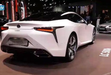 Lexus UX, la concept che guarda al futuro