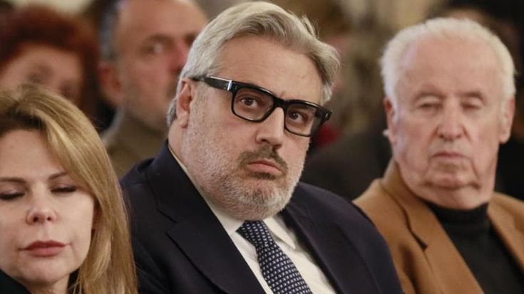 Gli uomini di Del Deo via dall’intelligence, c’è anche suo fratello