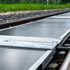 Il “ferrovoltaico”, l’energia pulita prodotta tra i binari dei treni