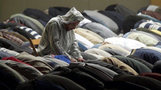 Una grande moschea a Bologna? I musulmani: "È prematura"