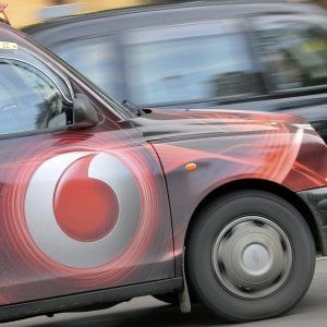 Il mercato premia la trimestrale Vodafone, sostenuta da dati buoni in Italia