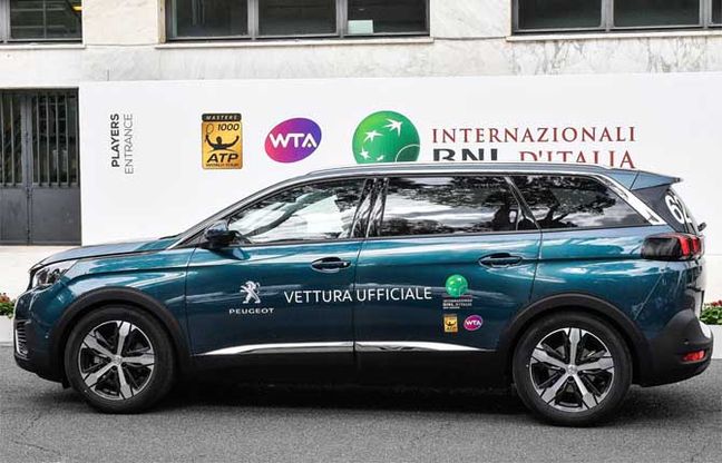 Peugeot 5008 conquista gli Internazionali di tennis