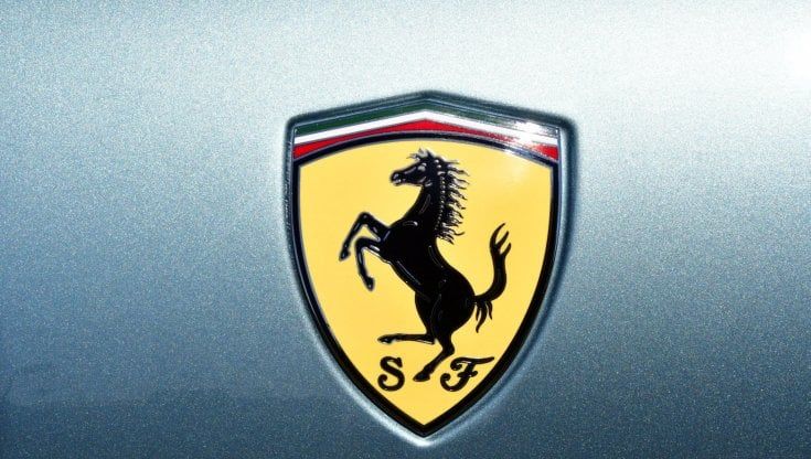 Ferrari schiva pandemia e crisi dei chip, l'utile netto del 2021 a 833 milioni (+37%)