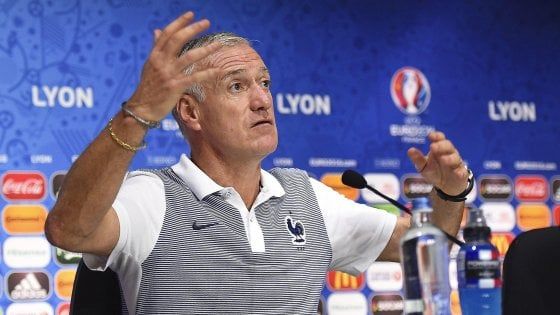 Francia, Deschamps non si fida: "L'Irlanda ci farà soffrire"