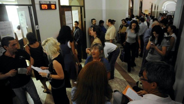 Sentenza storica per i giudici di pace: “Hanno gli stessi diritti di quelli ordinari, lo Stato li risarcisca subito” 