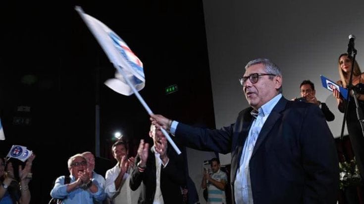 Totò Cuffaro, Joker del potere. Sanità, poltrone e cannoli, la politica diventa baratto
