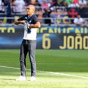 Inter, De Boer gioca il suo jolly:  Joao Mario in campo a Pescara