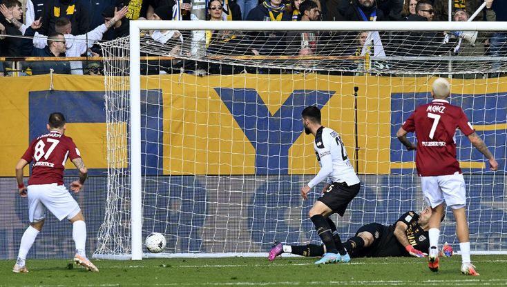 Il Parma tradito da un autogol: solo pari con la Reggina 