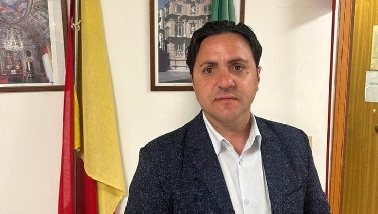 Mozione di sfiducia al presidente della Quinta circoscrizione Aiello, fra i firmatari anche la Lega