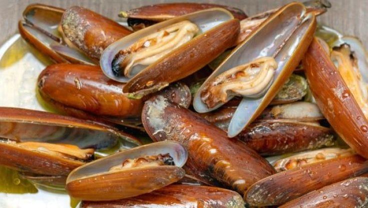 L’assurdo fascino dei cibi illegali 