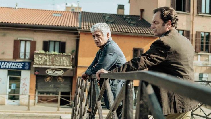 'Multischermo' di Antonio Dipollina. Monterossi e la passione del giallo all'italiana