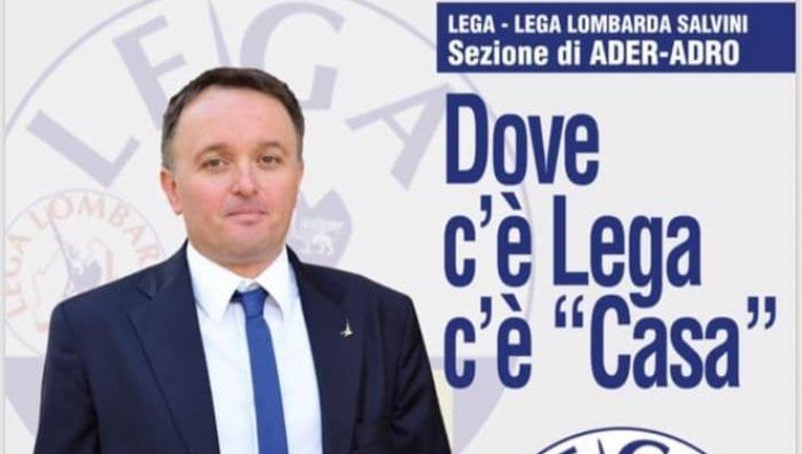 Regionali Lombardia, il sindaco di Adro (Brescia) Paolo Rosa manda una lettera su carta intestata del Comune ai suoi cittadini: "Votate Lega". Proteste del Pd
