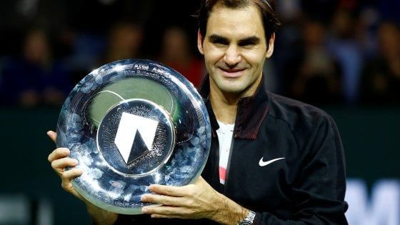 Tennis, Atp Rotterdam: trionfa Federer, Dimitrov si arrende al Re