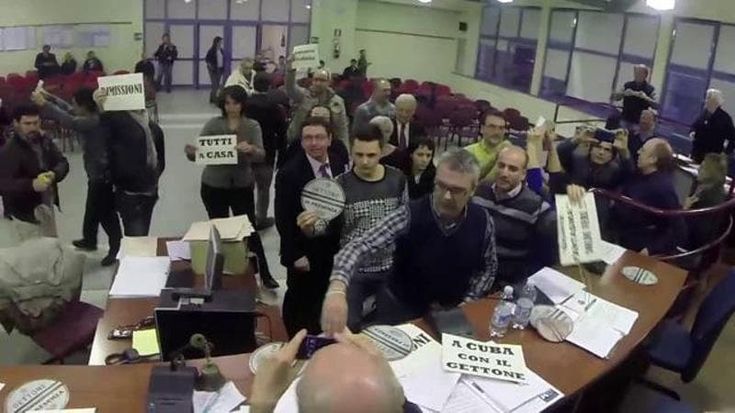 Scontro nella Circoscrizione 5 a Torino, il presidente leghista annuncia il rimpasto