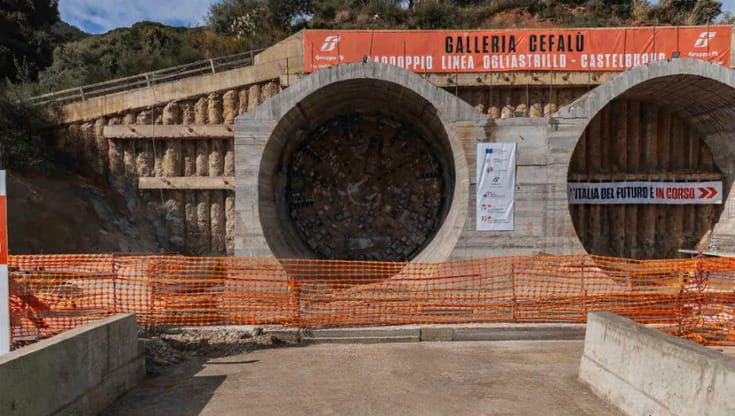 Pollina, operaio cade da un’impalcatura nel cantiere ferroviario e si frattura un braccio