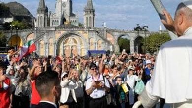 Il Papa riceve le vittime degli abusi dei preti: 'Piaga dolorosa, il mio impegno che non si ripeta'