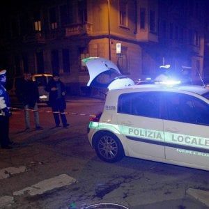 Perde il controllo del motorino e scappa lasciando la fidanzata a terra ferita: 17enne accusato di omissione di soccorso