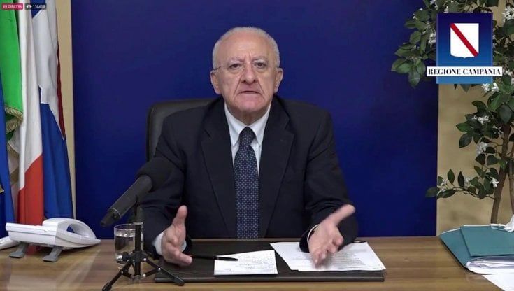 Comunali, De Luca chiama i sindaci: "Dammi un candidato per la mia lista"