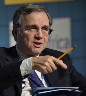 Visco: "La Bce ha cambiato passo, ma all'Italia serve subito un piano per la crescita"