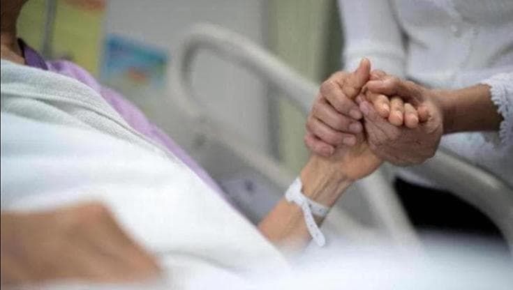 Suicidio assistito, quarto caso in Toscana. È morta Mariasole: “Basta attese nella sofferenza”