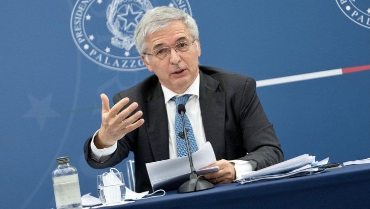 Governo, la carta Franco a palazzo Chigi se Draghi va al Colle 