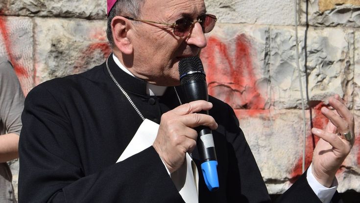  Il vescovo Cacucci: "La Pasqua insegni a saper sperare" 