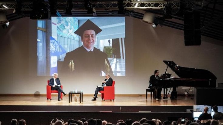 Profumo diventa professore emerito al Politecnico, l’omaggio in Ateneo diventa uno show