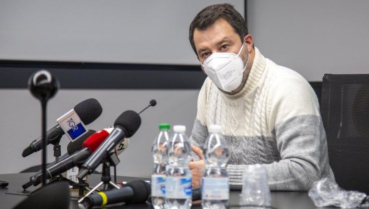 Lega, Salvini: "Subito taglio bollette, basta no ideologici sul nucleare"